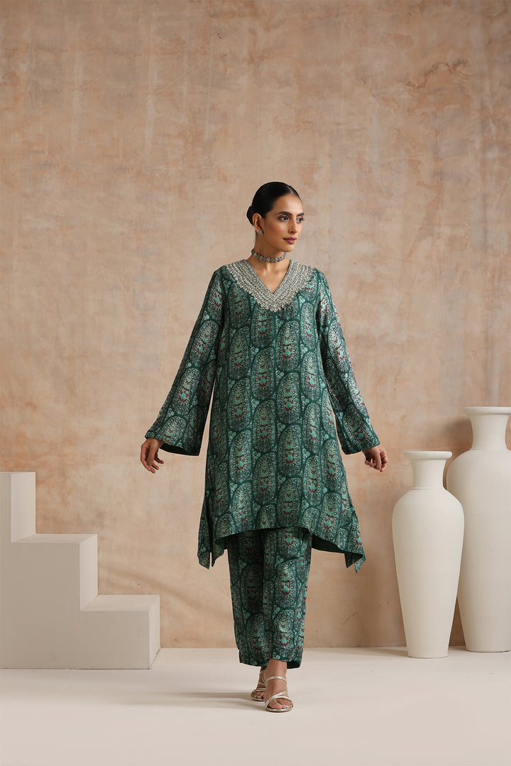 RUHI KURTA & PANTS SET