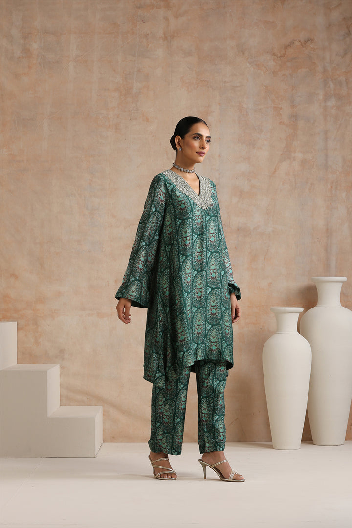 RUHI KURTA & PANTS SET