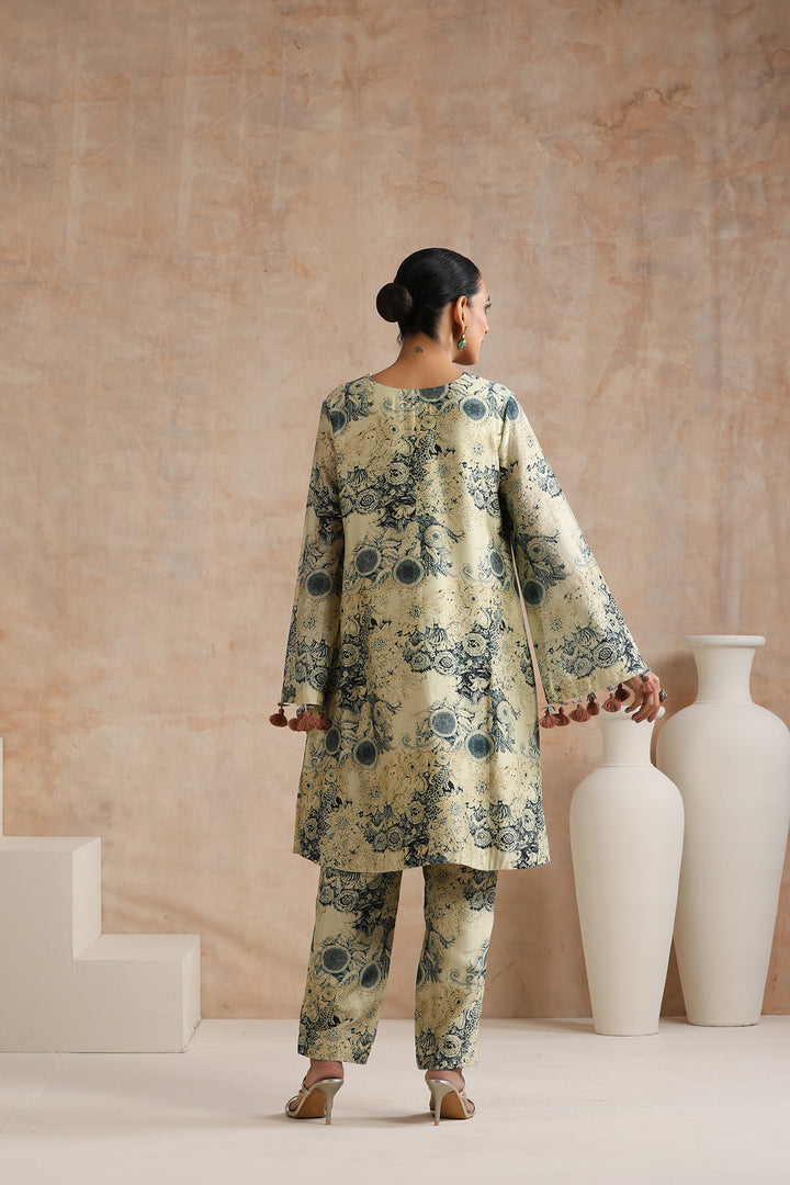 VAMA KURTA & PANTS SET