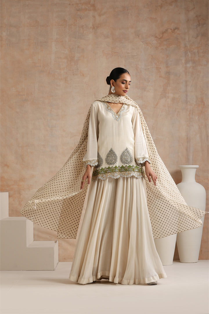 ANVI KURTA & SHARARA SET