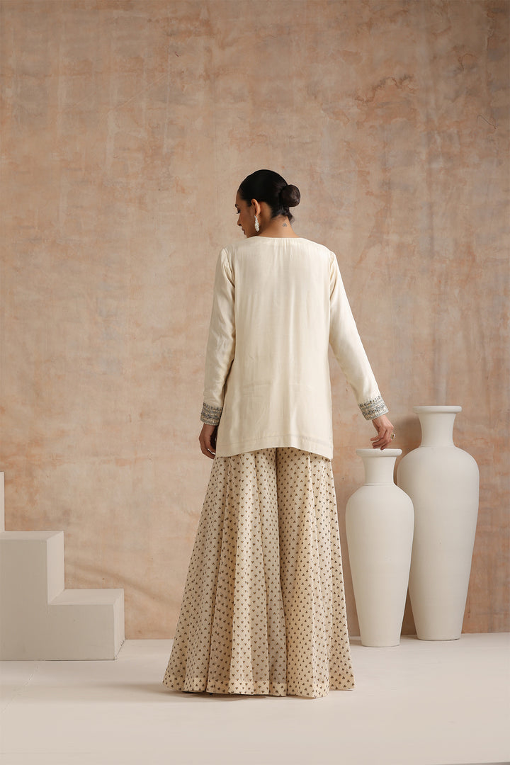 ANVI KURTA & SHARARA SET