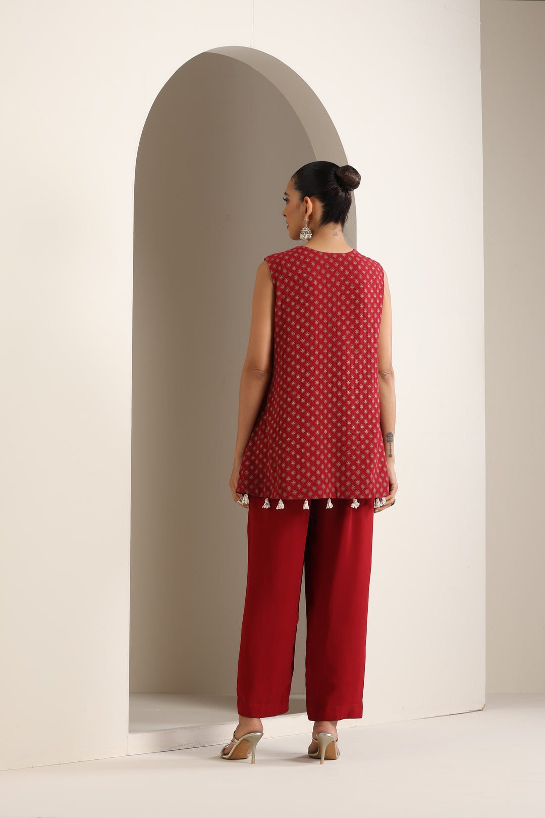 Medha Short Kurta & Pants Set