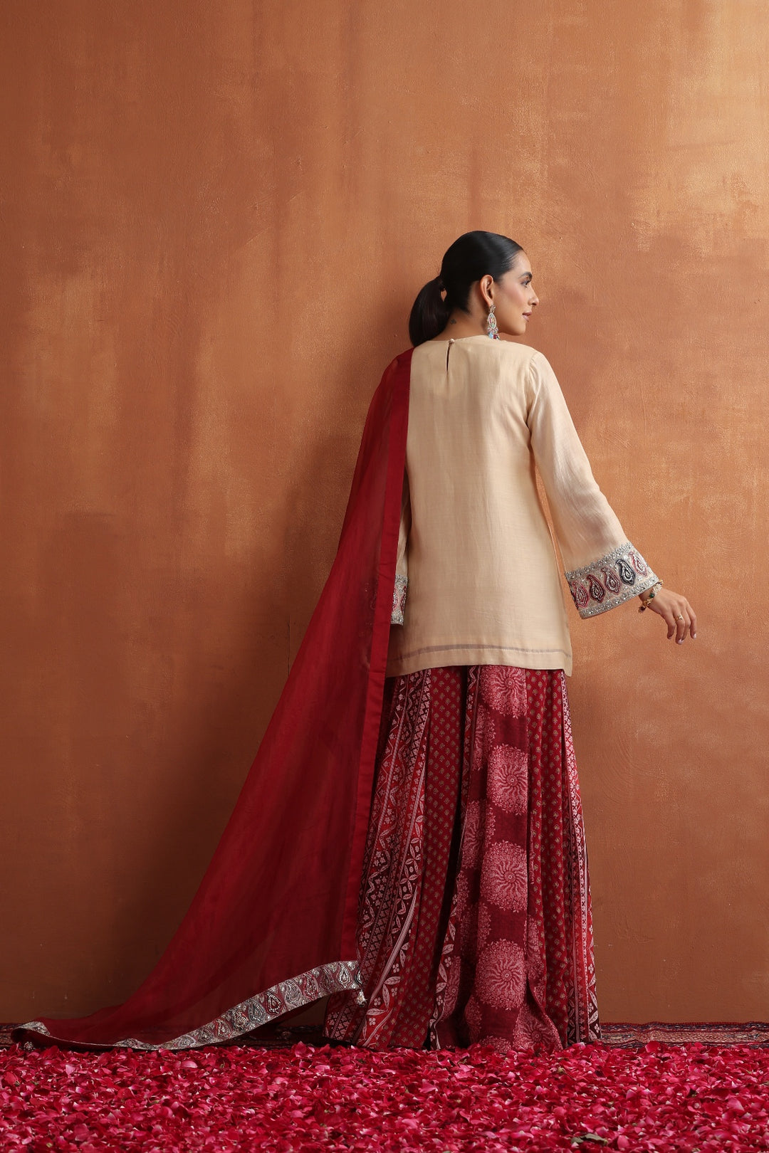 Naz Kurta & Sharara Set