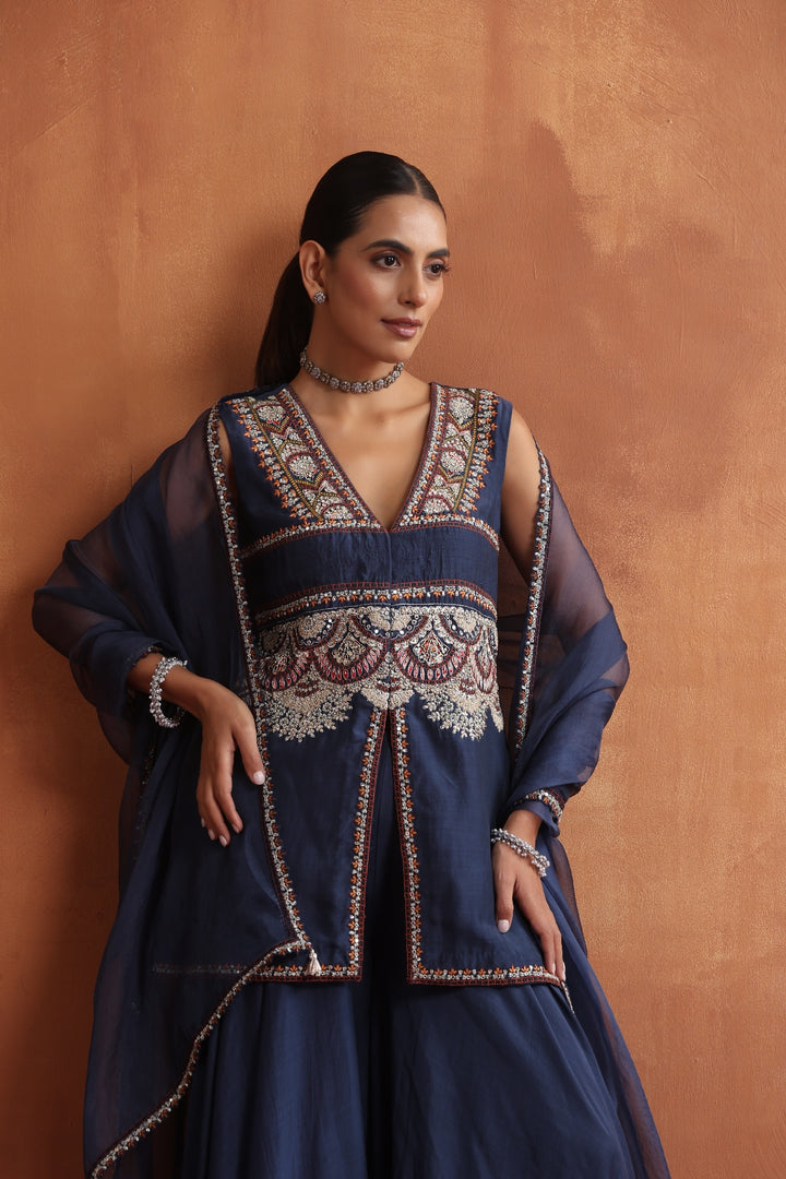 Chand Kurta & Sharara