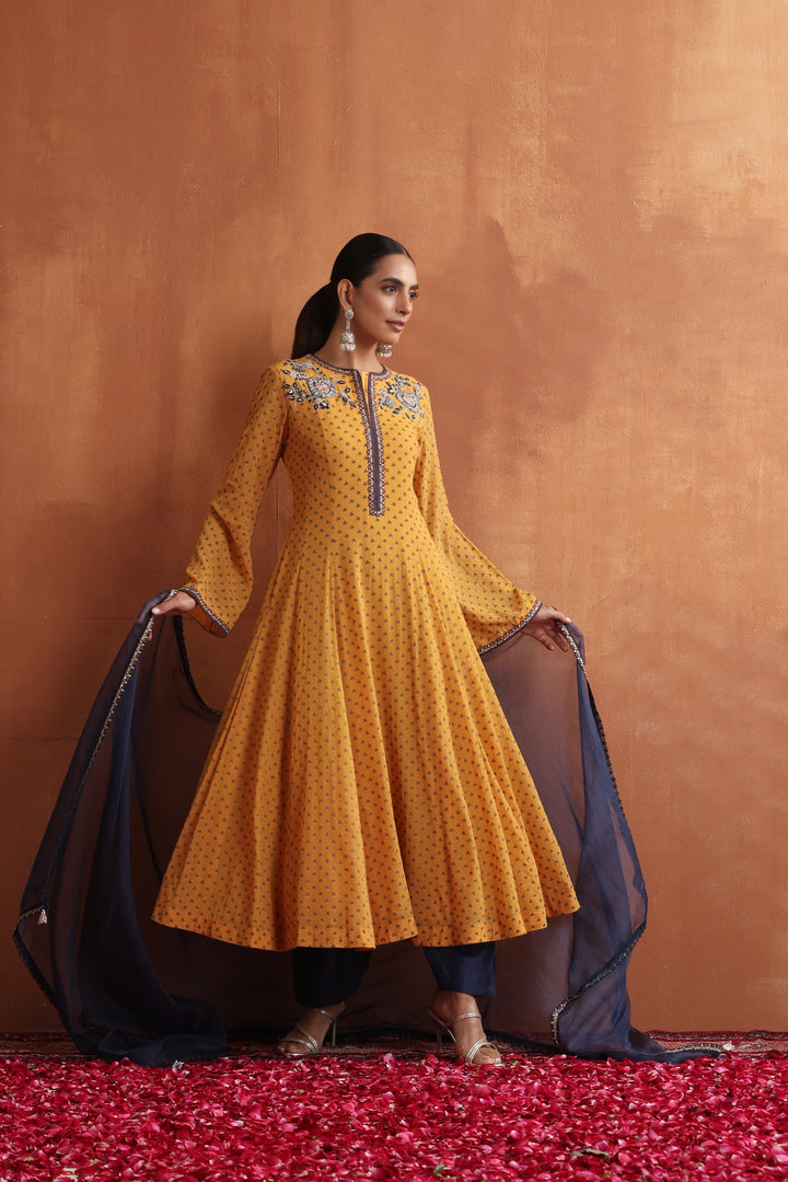 Mehr Anarkali Set