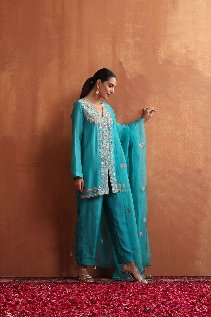 Sadiya Kurta & Pants Set