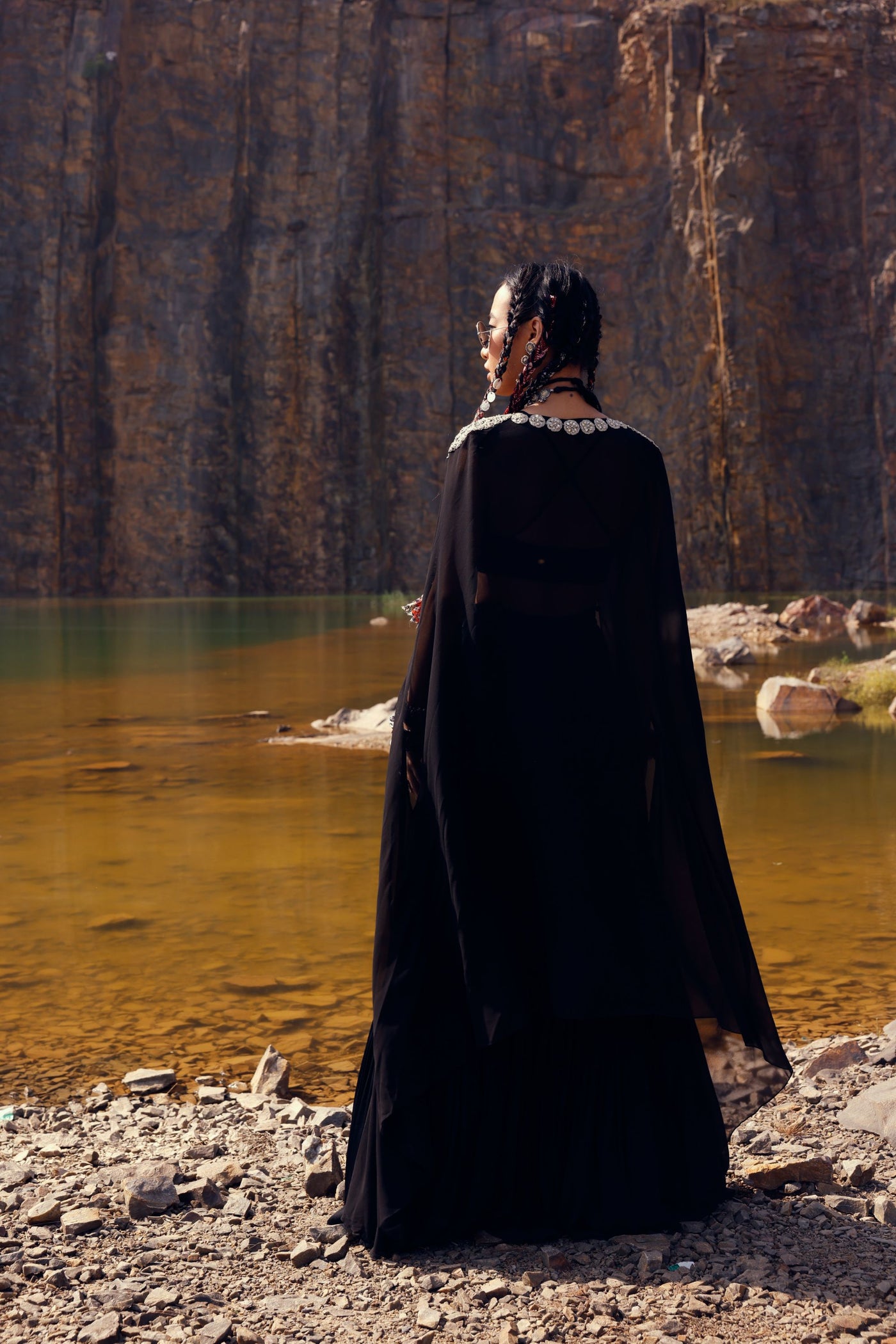 Black Cape Set