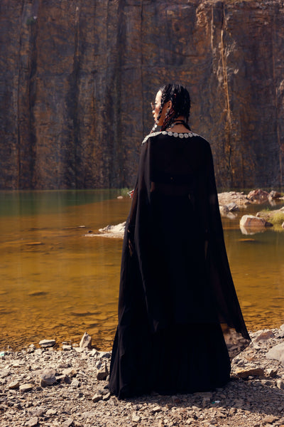 Black Cape Set