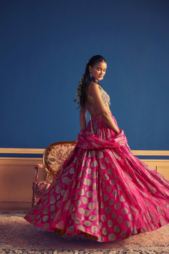 Eliza Lehenga
