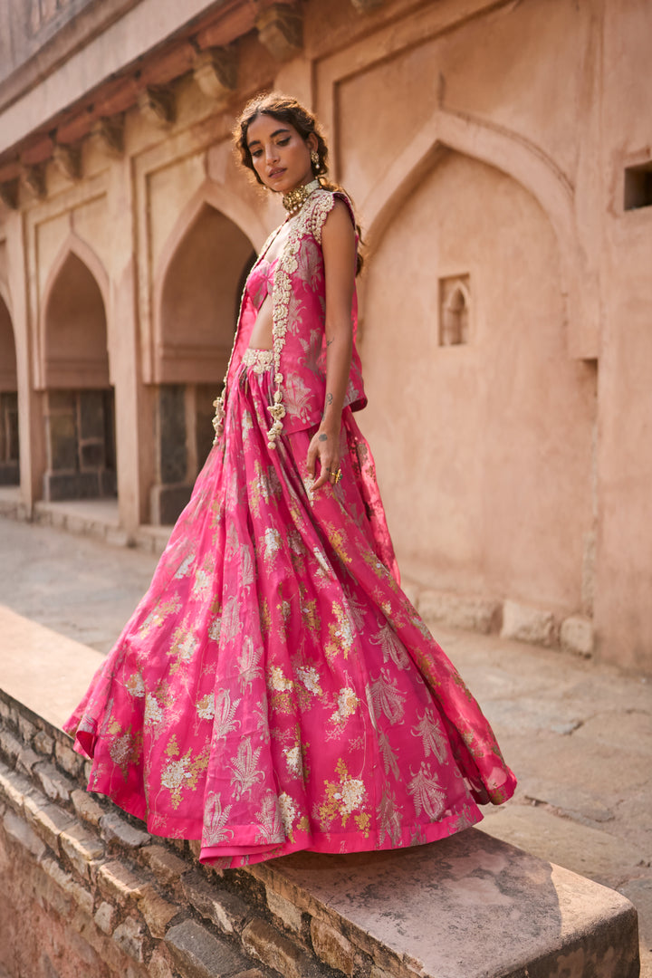 Nur Short Jacket & Skirt Set