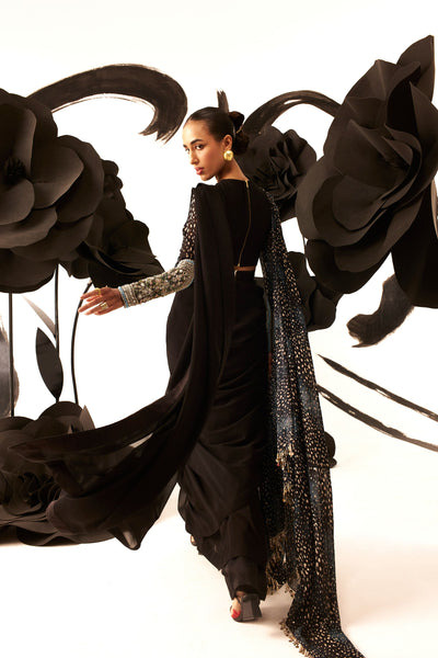 Black Belted 6-Yard Saree with Rosette Drape