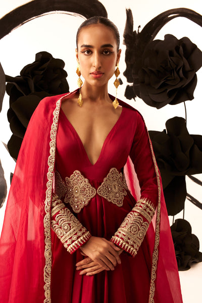 Retro Red Belted V-Neck Anarkali