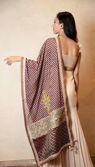 Burgundy Bindi Print Odhni