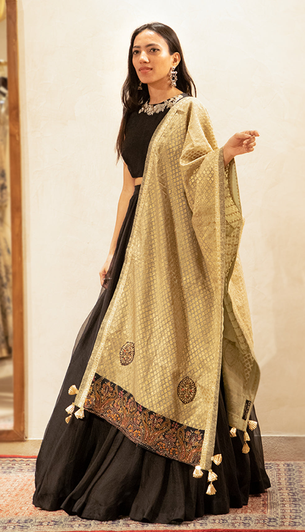 Gold Mogra Print Odhni
