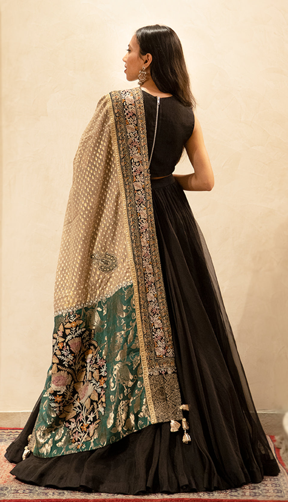 Nude Bindu Print Odhni
