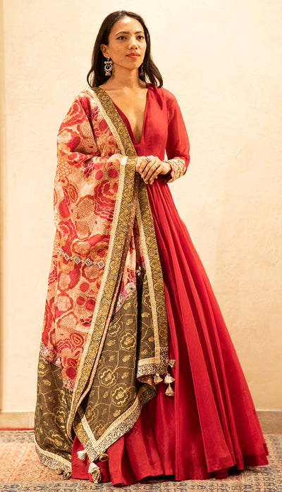 Blossom Print Odhni with Banarsi Border