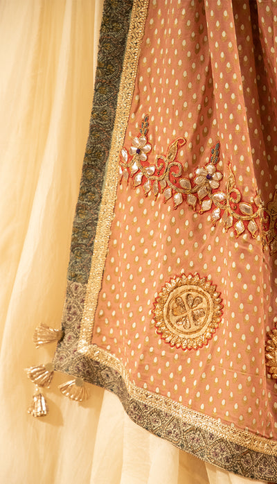 Powder Pink Bindu Print Odhni