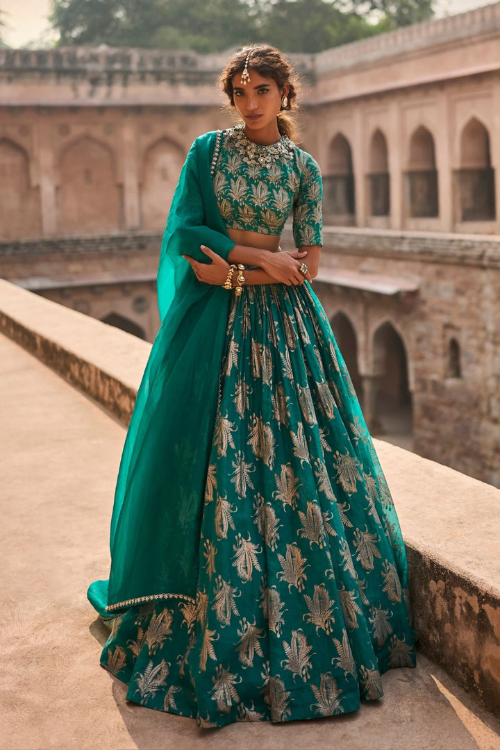 Freya Lehenga Set