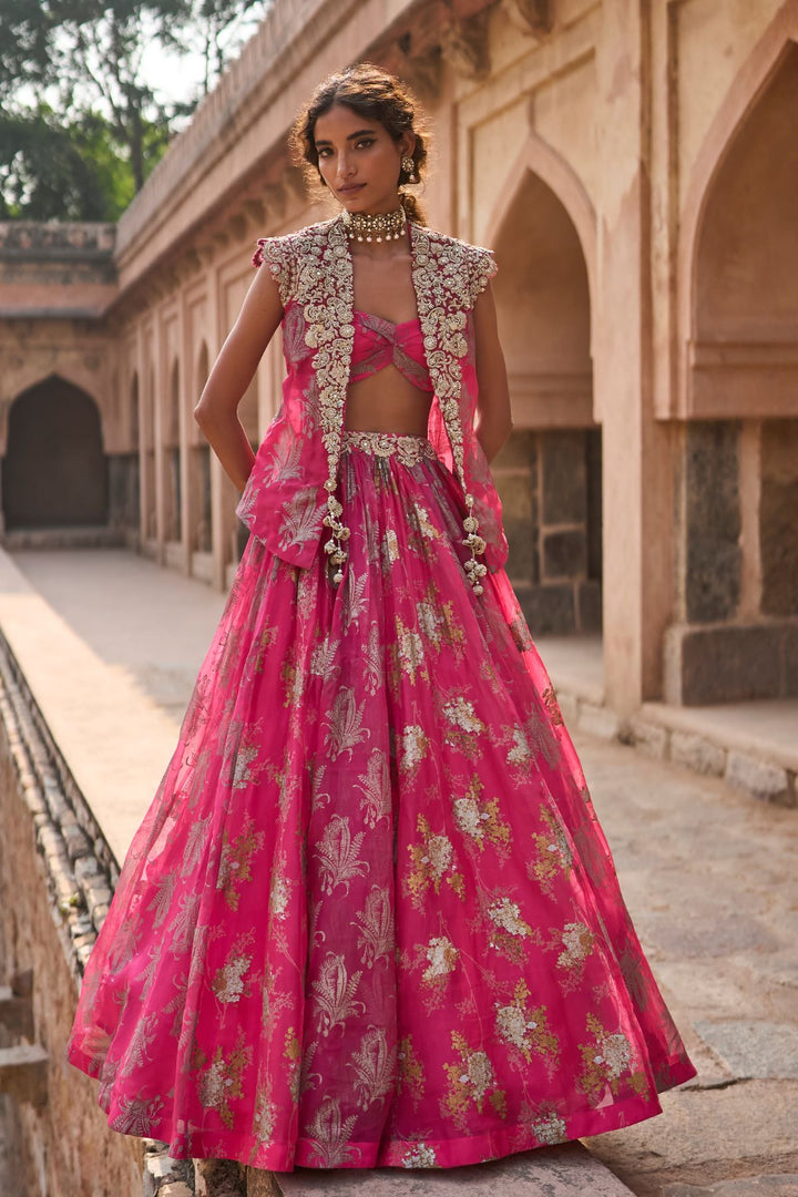 Nur Short Jacket & Skirt Set