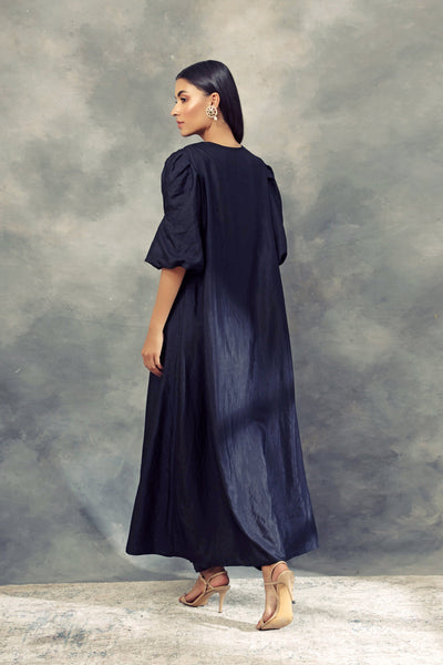 Charcoal Kurta With Embroidered Neckline & Gold Foil Print Odhni - BHUMIKA SHARMA