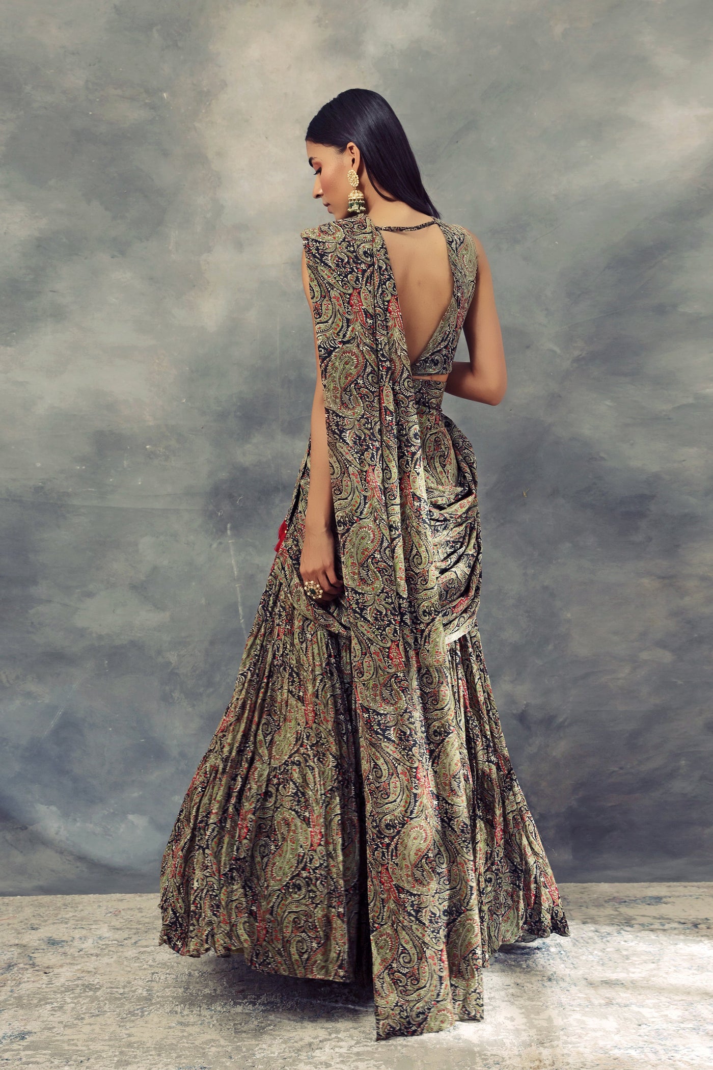 Ambi Jaal Print Pleated Saree, Blouse & Belt - BHUMIKA SHARMA