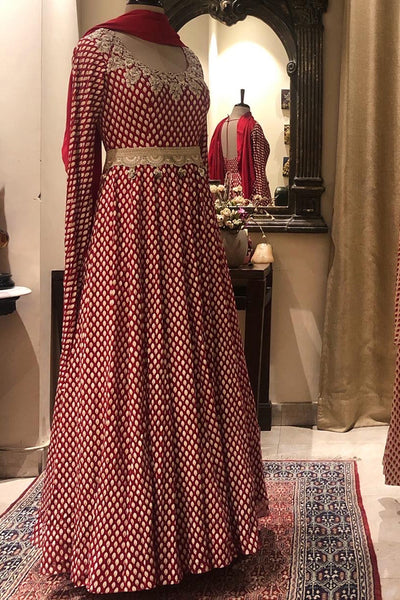 An ivory Bindu Print Anarkali With Dupatta