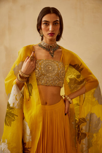 Yellow Dahlia Cape Set