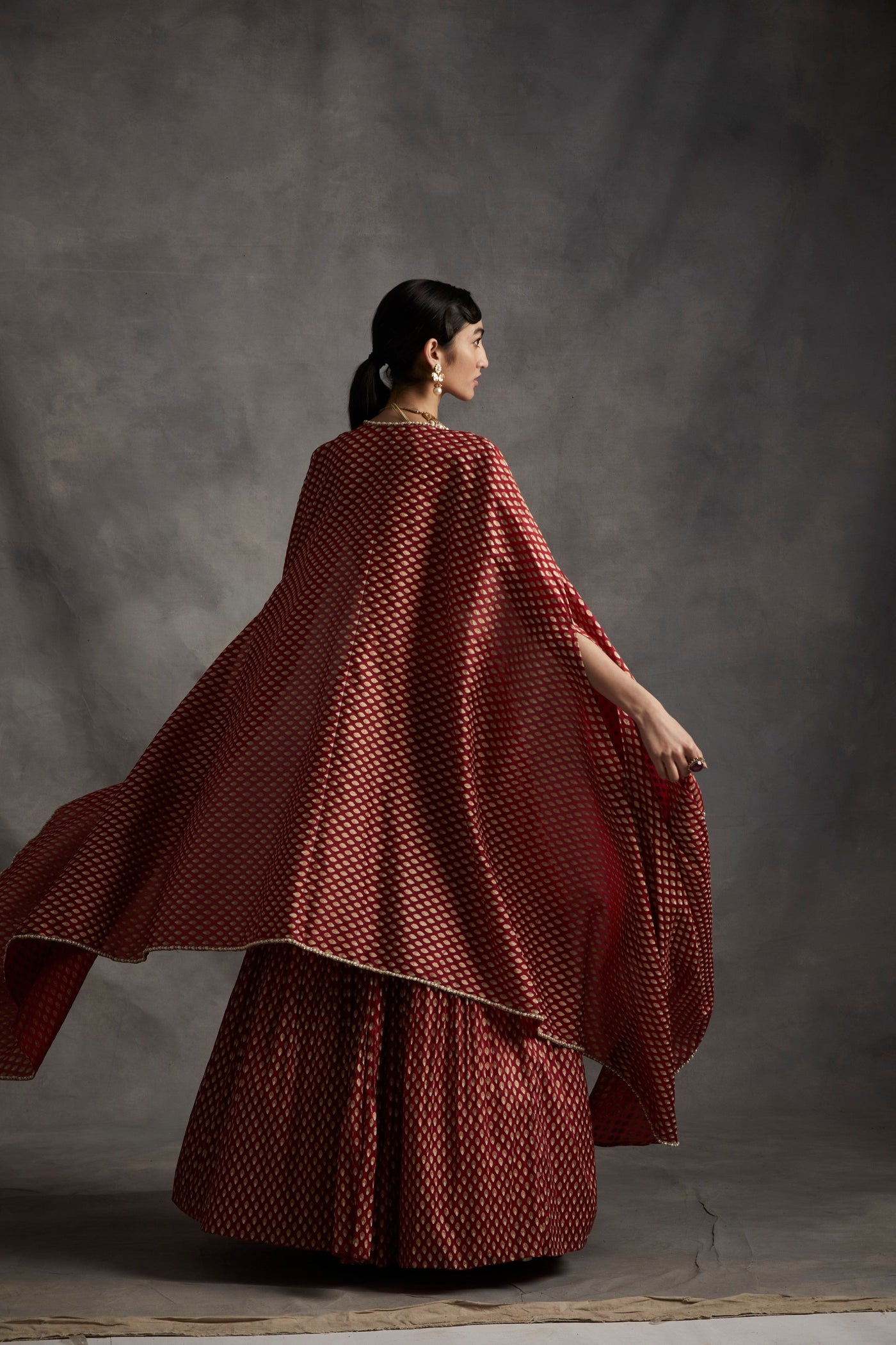 Red Bindu Print Cape Set