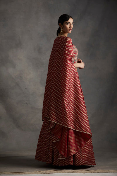 Red Bindu Print Cape Set